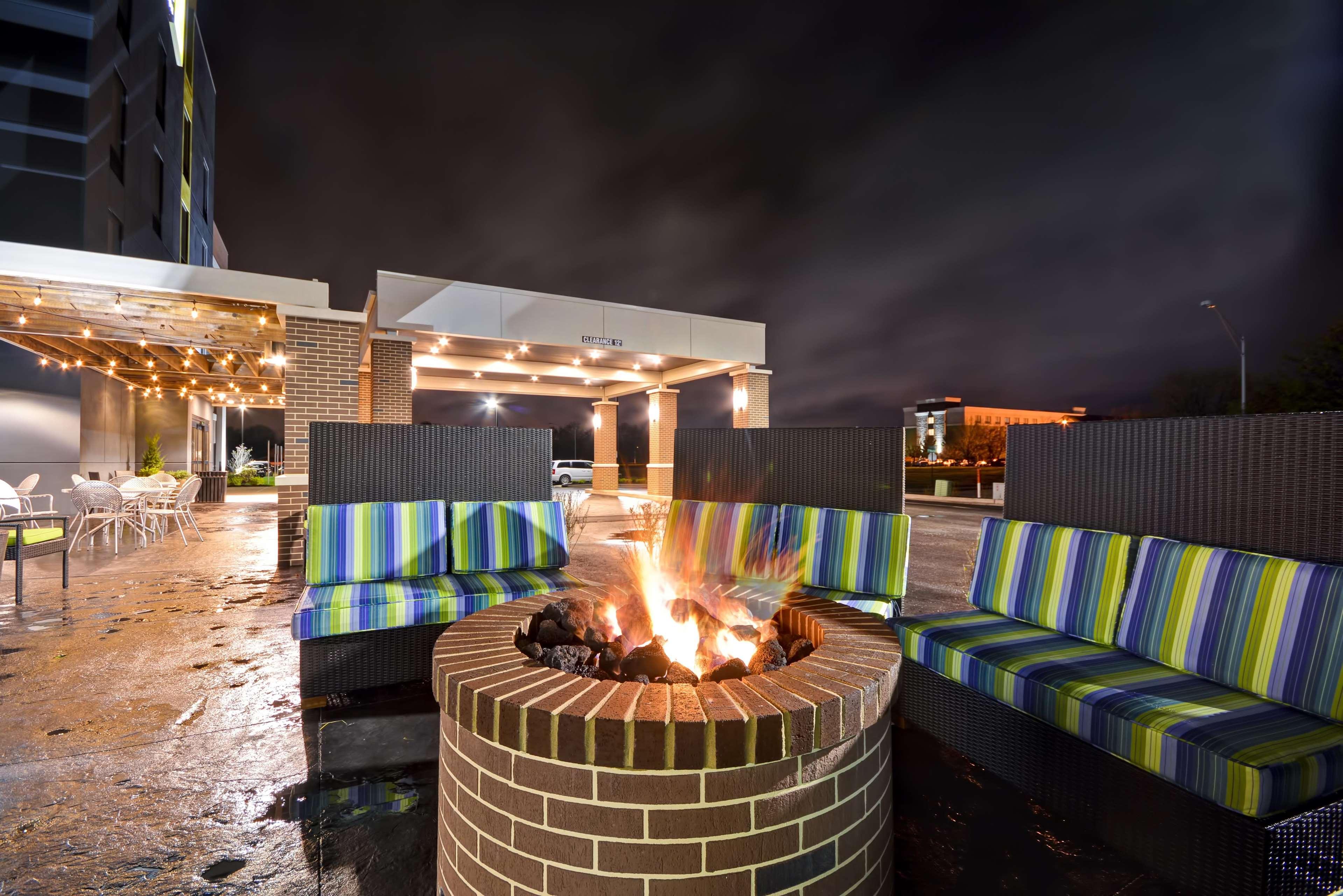 Home2 Suites By Hilton Evansville Esterno foto